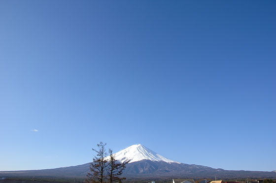 窓から見える富士山