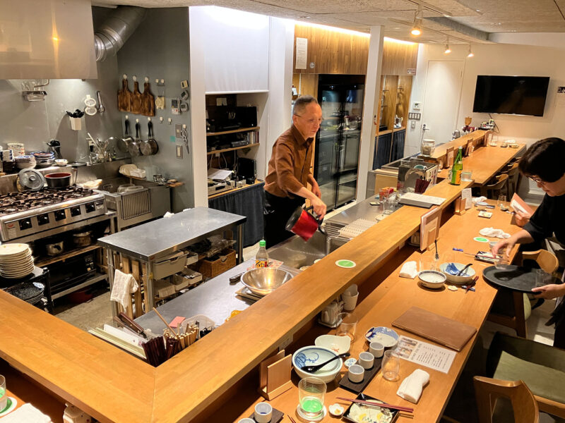 日本酒バル 金澤酒趣 内観