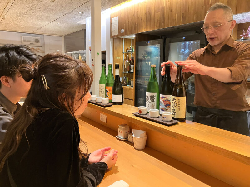日本酒バル 金澤酒趣 店主 山上弘茂人 氏